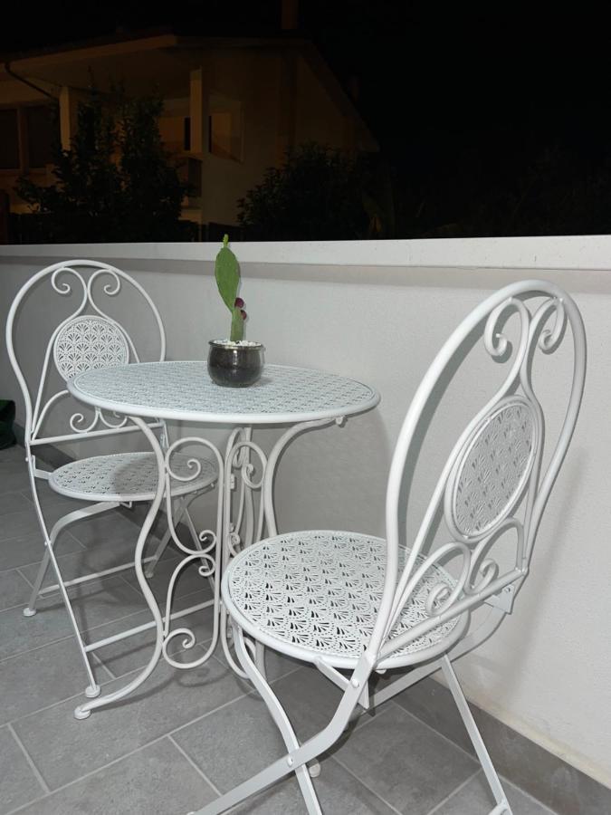 Hotel A Due Passi Da Formia Esterno foto